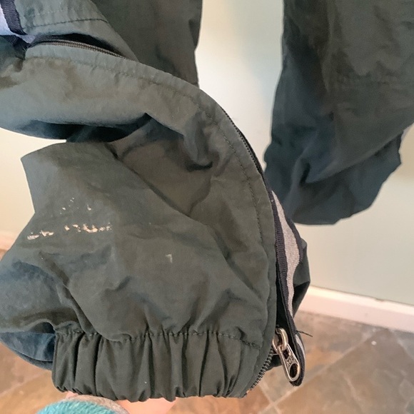 Abercrombie Thrashed Men’s Medium Wind Track Pants Joggers Lined Dark Green - Picture 5 of 8